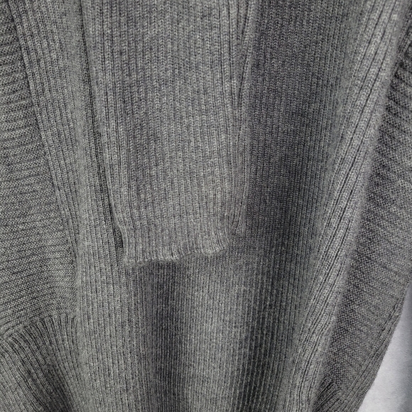 HUGO Hugo Boss Gray Extra Fine Merino Crewneck Sweater Size L - Picture 9 of 11